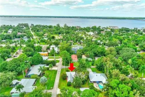 Fabulous House Near Downtown Fort Myers