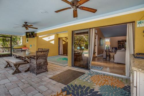 Sunnyside Villa