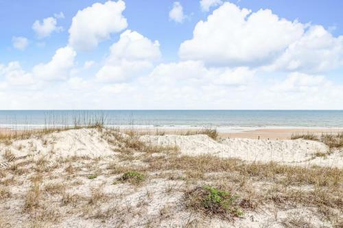 2072 Beach Wood
