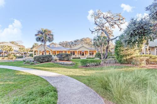 2034 Beach Wood