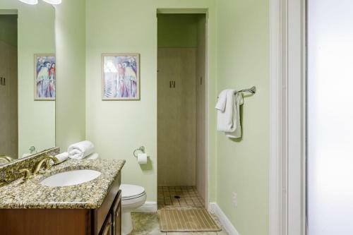 Villa Barefoot - Roelens Vacations - Heated Pool & Spa, Gulf Access, Sleeping Capabilities For 10!