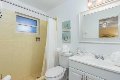 Bikini Bottom Bungalow - Heated Pool & Game Room - Roelens Vacations