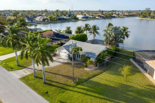 Lake House At The Cape - Roelens Vacations