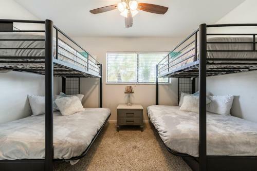 Lake House At The Cape - Roelens Vacations