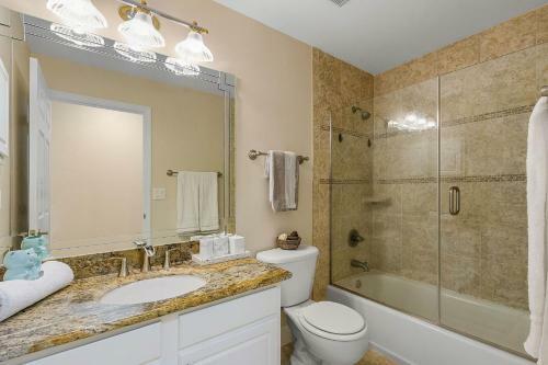 Private Waterfront Villa Heated Pool Pool Table Villa Heat Wave - Roelens Vacations