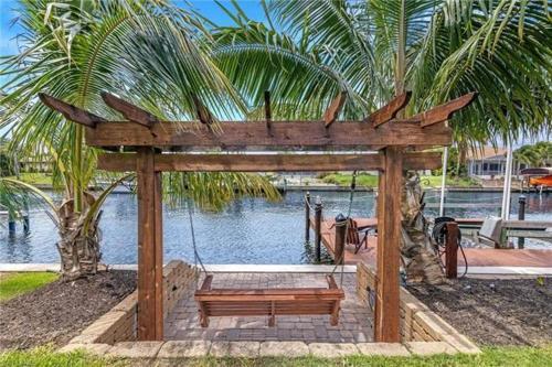Direct Access Waterfront Villa With Heated Pool & Spa Edgewater Escape Roelens Vacations