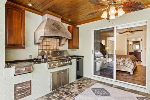 Direct Access Waterfront Villa With Heated Pool & Spa Edgewater Escape Roelens Vacations