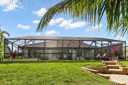 Direct Access Waterfront Villa With Heated Pool & Spa Edgewater Escape Roelens Vacations