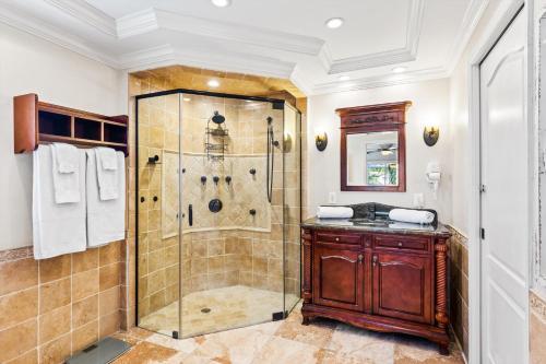Direct Access Waterfront Villa With Heated Pool & Spa Edgewater Escape Roelens Vacations