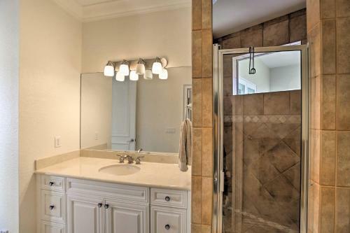 Luxe Cape Coral Escape With Boat Dock And Cabana!