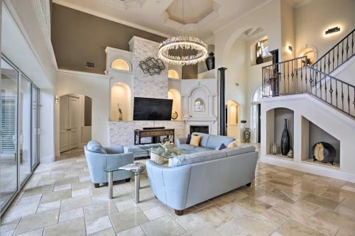 Luxe Cape Coral Escape With Boat Dock And Cabana!