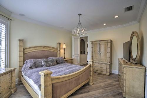 Luxe Cape Coral Escape With Boat Dock And Cabana!