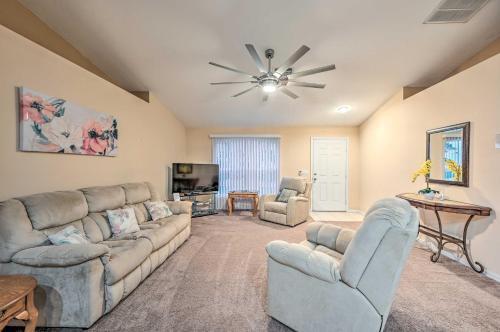 Cape Coral Home With Fenced Yard 11 Mi To Beach