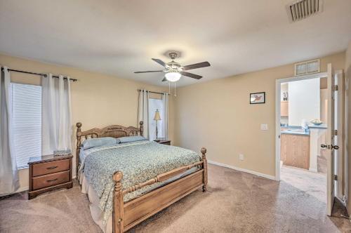 Cape Coral Home With Fenced Yard 11 Mi To Beach