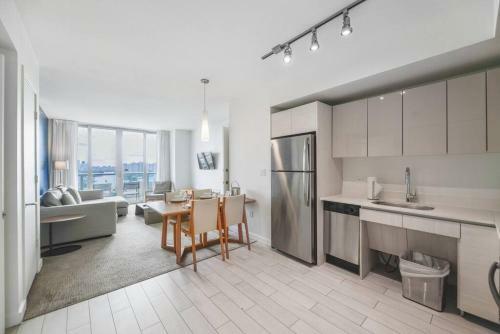 Apartamento Awesome 2br Apt At Beachwalk Resort With Pool 2503