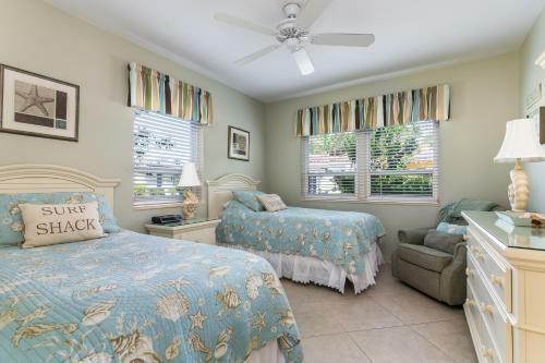 Beach Resort Villa - Beautiful Updated