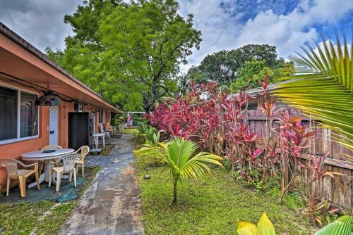 Inviting Family Apartment Less Than 3 Mi From The Coast!