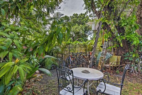 Inviting Family Apartment Less Than 3 Mi From The Coast!
