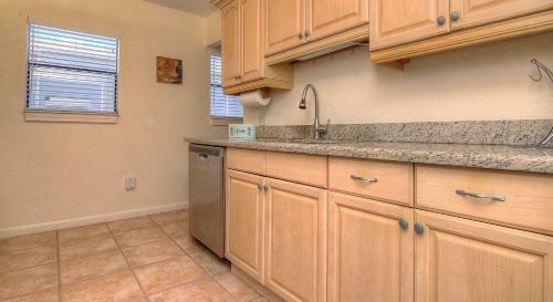 Seashell By Teeming Vacation Rentals