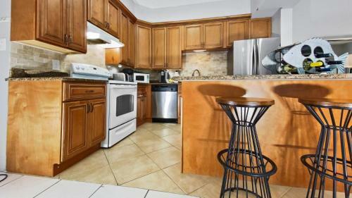 San Remo 304 By Teeming Vacation Rentals