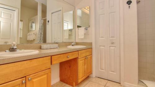 Mariner's Pointe By Teeming Vacation Rentals