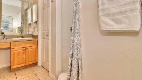 Mariner's Pointe By Teeming Vacation Rentals