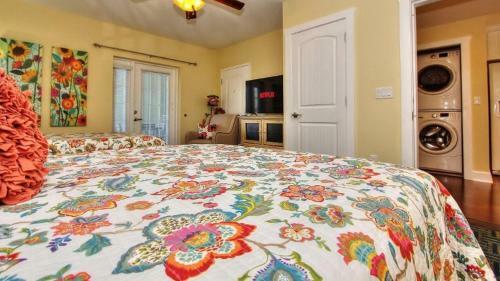 Harbourside By Teeming Vacation Rentals