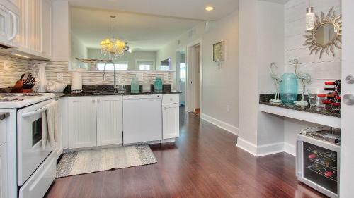 Harbourside By Teeming Vacation Rentals