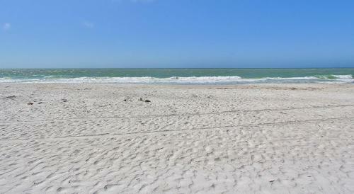 Shore Haven 4a By Teeming Vacation Rentals