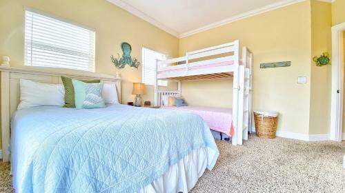 On The Rocks By Teeming Vacation Rentals