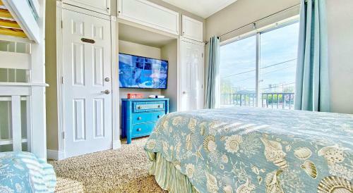 On The Rocks By Teeming Vacation Rentals