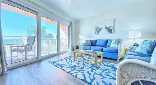 Chateaux 106 By Teeming Vacation Rentals