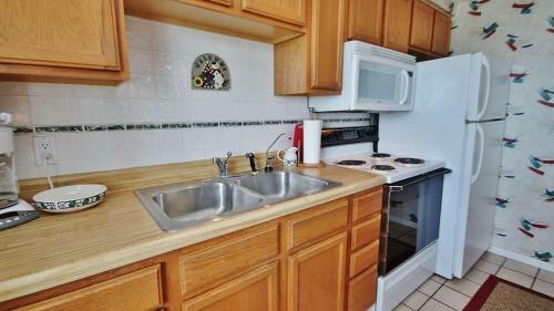 Lemar By Teeming Vacation Rentals