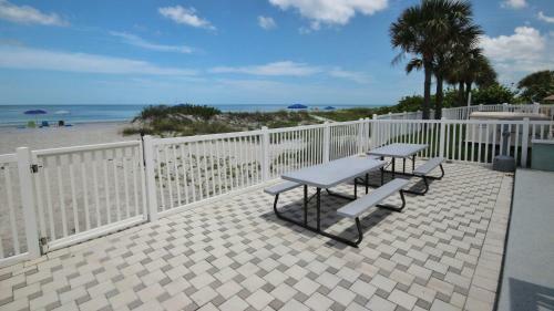 Lemar By Teeming Vacation Rentals