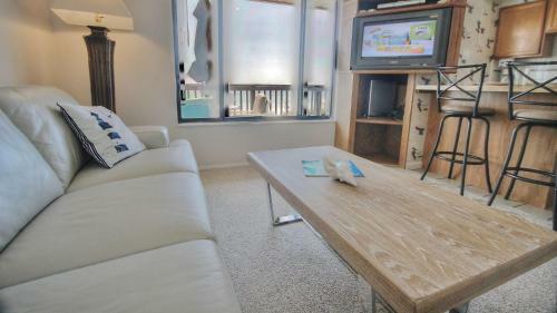 Lemar By Teeming Vacation Rentals