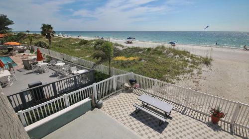 Lemar By Teeming Vacation Rentals