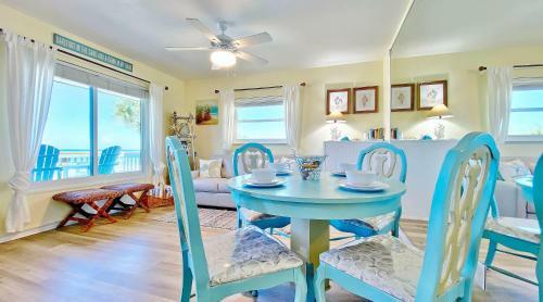 Lemar By Teeming Vacation Rentals