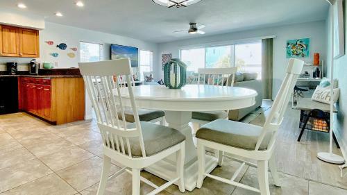 Oceanway Condos 205 By Teeming Vacation Rentals