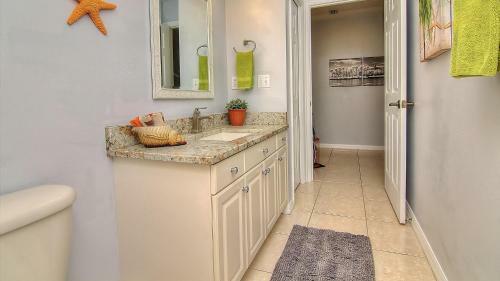 Captain's Cove By Teeming Vacation Rentals