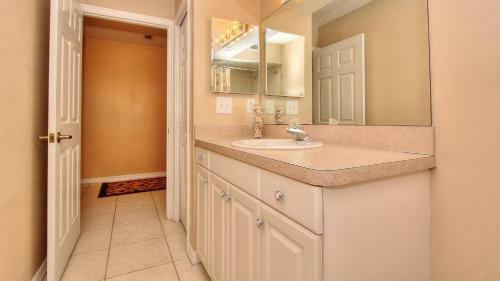 Captain's Cove By Teeming Vacation Rentals