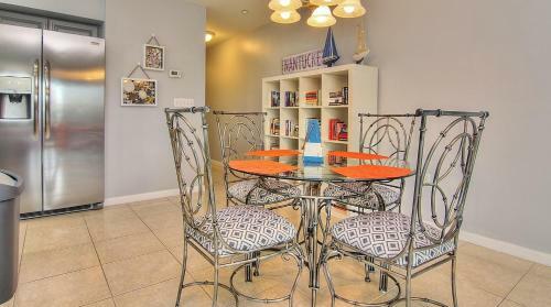 Captain's Cove By Teeming Vacation Rentals