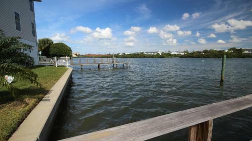 Captain's Cove By Teeming Vacation Rentals