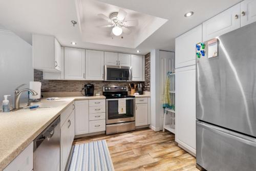 Apartamento Fabulous Upscale Condo Just Steps To The Beach Dr204