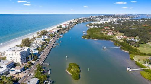 Apartamento Fabulous Upscale Condo Just Steps To The Beach Dr204