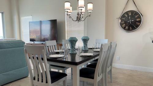 Bay Harbor By Teeming Vacation Rentals