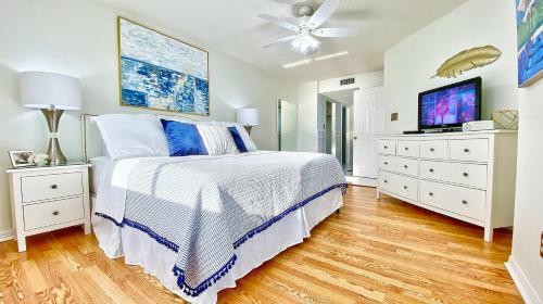 Beach Palms By Teeming Vacation Rentals