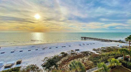 Beach Palms By Teeming Vacation Rentals