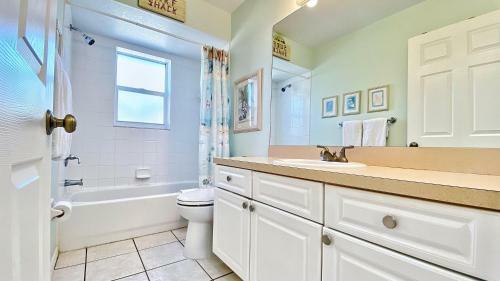 Beachside Villas 204b By Teeming Vacation Rentals