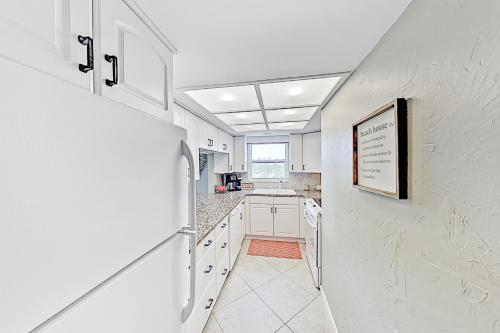 Bay Shores 417