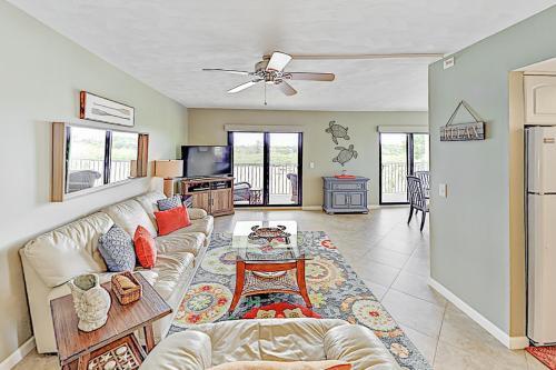Bay Shores 417